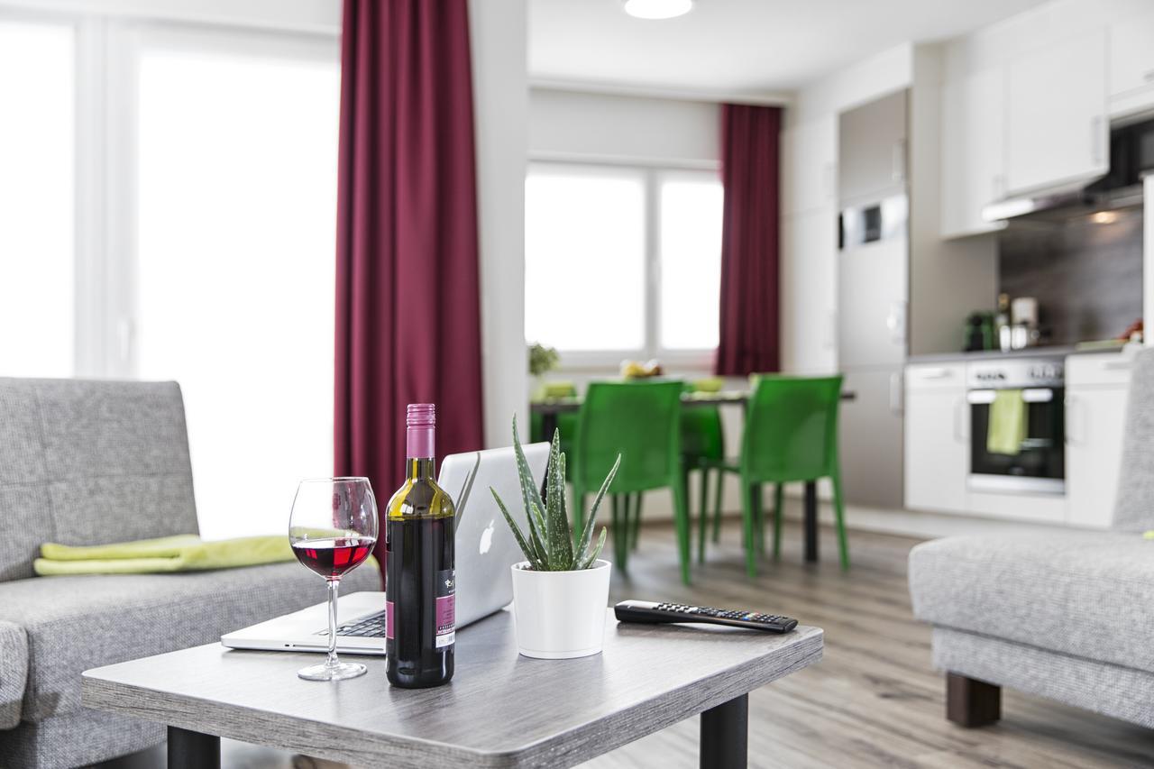 Business And Family Homes Burgau Esterno foto